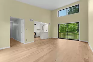 304 Fairway Cv, Tecumseh, MI 49286 - Photo 7