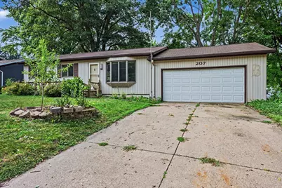 207 Dundee Drive, Battle Creek, MI 49014 - Photo 1