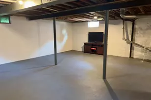608 Garfield Ave NW, Grand Rapids, MI 49504 - Photo 25