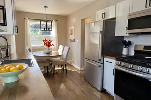 608 Garfield Ave NW, Grand Rapids, MI 49504 - Photo 7