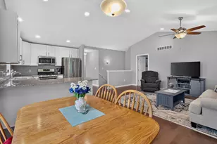 4043 Stoneridge Dr, Jackson, MI 49203 - Photo 23