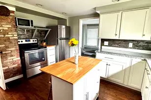 324 S Hamilton St, Marshall, MI 49068 - Photo 13