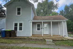 709 N Locust St, Adrian, MI 49221 - Photo 1