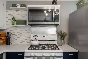 1447 71 1/2 St, South Haven, MI 49090 - Photo 9