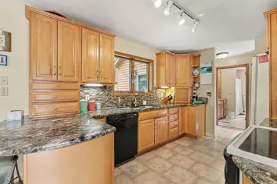 2335 Bluffton Avenue, Muskegon, MI 49441 - Photo 5