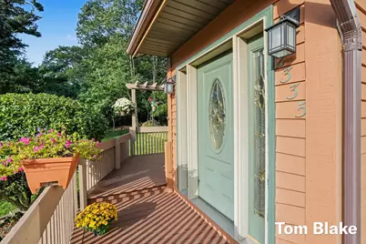 2335 Bluffton Avenue, Muskegon, MI 49441 - Photo 5