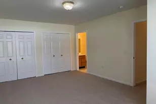 2736 S Knightsbridge Cir, Ann Arbor, MI 48105 - Photo 13
