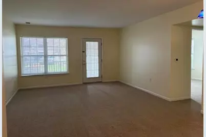 2736 S Knightsbridge Circle, Ann Arbor, MI 48105 - Photo 7