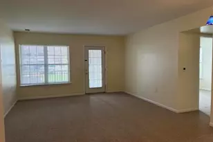 2736 S Knightsbridge Cir, Ann Arbor, MI 48105 - Photo 7