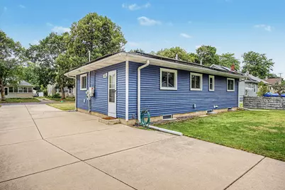 427 Bates Street, Jackson, MI 49202 - Photo 27