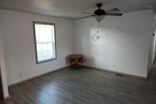 3907 Vail Ave NW, Grand Rapids, MI 49544 - Photo 3