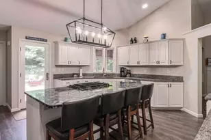 1662 Sycamore St, Otsego, MI 49078 - Photo 7