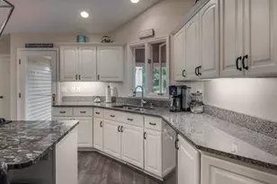 1662 Sycamore St, Otsego, MI 49078 - Photo 9