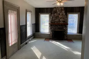 208 S Michigan Ave, Vicksburg, MI 49097 - Photo 13