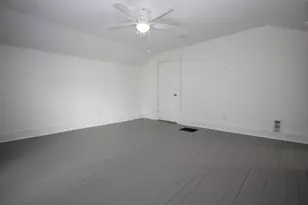 208 S Michigan Ave, Vicksburg, MI 49097 - Photo 25