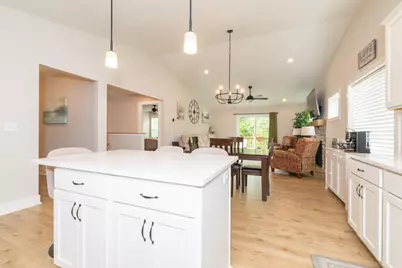 1423 N Village Circle, Kalamazoo, MI 49009 - Photo 13