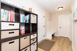 1423 N Village Cir, Kalamazoo, MI 49009 - Photo 25