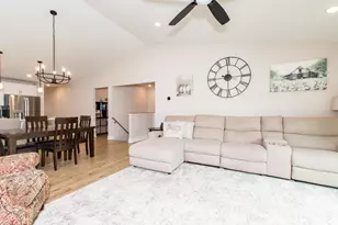 1423 N Village Cir, Kalamazoo, MI 49009 - Photo 19