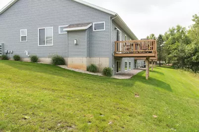 1423 N Village Circle, Kalamazoo, MI 49009 - Photo 3