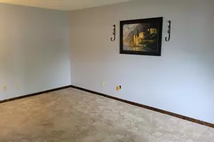 607 Gardenview Dr SW, Byron Center, MI 49315 - Photo 5