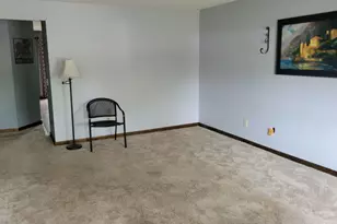 607 Gardenview Dr SW, Byron Center, MI 49315 - Photo 7