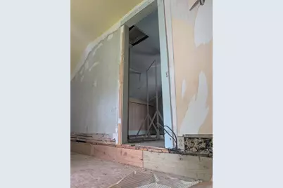 215 S Monroe Street, Bloomingdale, MI 49026 - Photo 11