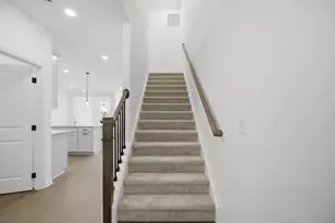5574 E Spaniel Dr, Ann Arbor, MI 48108 - Photo 5