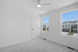 5574 E Spaniel Dr, Ann Arbor, MI 48108 - Photo 31