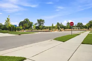 5574 E Spaniel Dr, Ann Arbor, MI 48108 - Photo 39