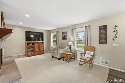 1313 64th Street SW, Byron Center, MI 49315 - Photo 9