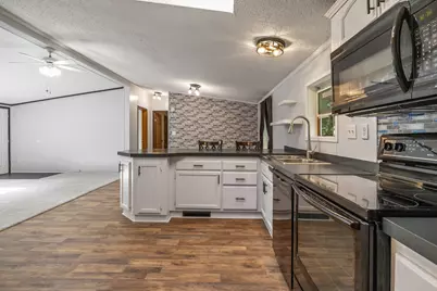 2197 E Cedar Street, Newaygo, MI 49337 - Photo 11