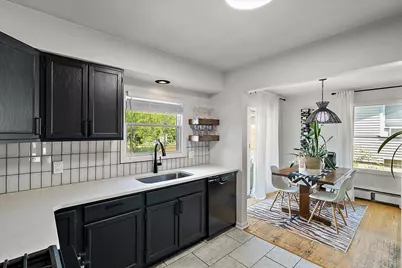 1555 Carlton Avenue NE, Grand Rapids, MI 49505 - Photo 11