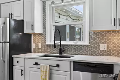 2165 Apple Avenue NW, Grand Rapids, MI 49504 - Photo 21