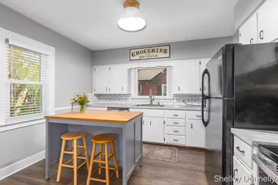117 S Park Street, Zeeland, MI 49464 - Photo 9