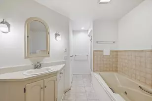 563 W Middle St, Chelsea, MI 48118 - Photo 29