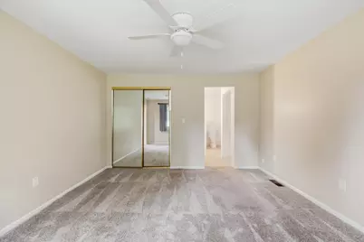 563 W Middle Street, Chelsea, MI 48118 - Photo 25
