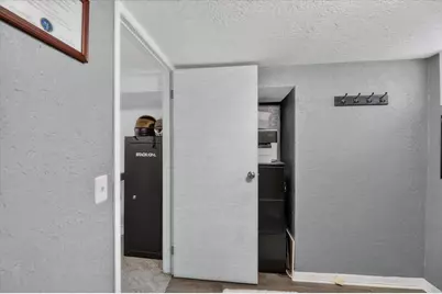 1604 Roseland Avenue, Kalamazoo, MI 49001 - Photo 25