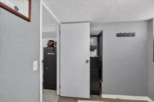 1604 Roseland Ave, Kalamazoo, MI 49001 - Photo 25