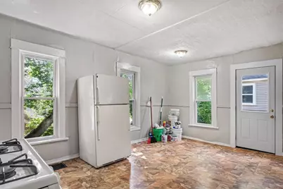 40 Mack Avenue NE, Grand Rapids, MI 49503 - Photo 11