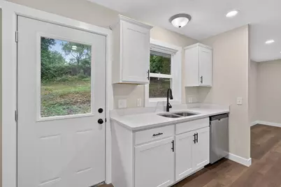 3427 Wood Street, Kalamazoo, MI 49008 - Photo 9