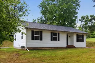 3427 Wood St, Kalamazoo, MI 49008 - Photo 1
