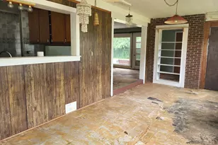 5939 Paw Paw Lake Rd, Coloma, MI 49038 - Photo 17