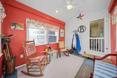 302 Hillsdale Street, Jackson, MI 49202 - Photo 21