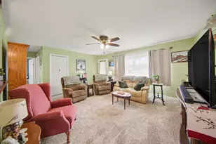 302 Hillsdale St, Jackson, MI 49202 - Photo 5