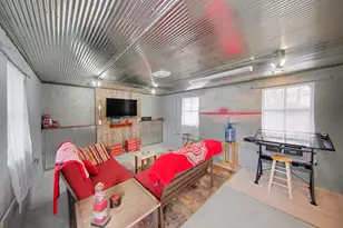 302 Hillsdale St, Jackson, MI 49202 - Photo 25