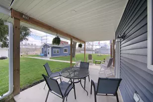 302 Hillsdale St, Jackson, MI 49202 - Photo 31