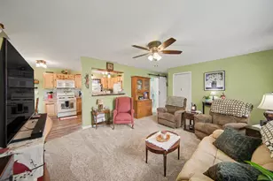 302 Hillsdale St, Jackson, MI 49202 - Photo 7
