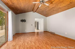 2543 Glencairin Dr NW, Grand Rapids, MI 49504 - Photo 15