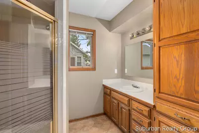 2543 Glencairin Drive NW, Grand Rapids, MI 49504 - Photo 31