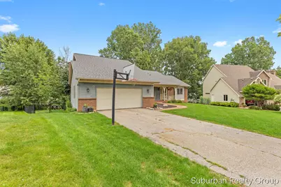2543 Glencairin Drive NW, Grand Rapids, MI 49504 - Photo 3
